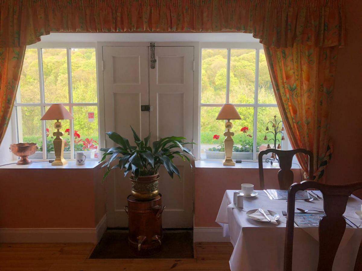 Hôtel The Old Coach House à Avoca Extérieur photo